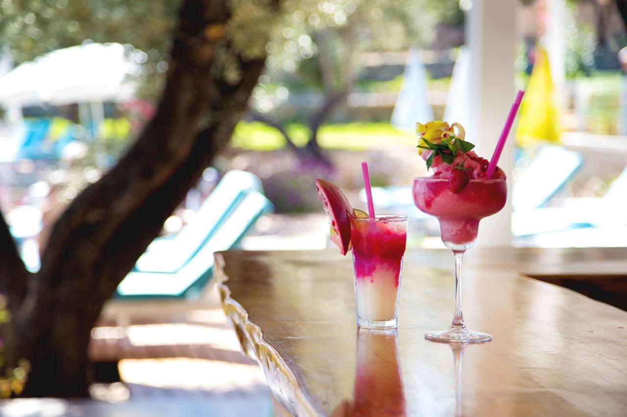 Blanca Beach Hotel คาช ภายนอก รูปภาพ